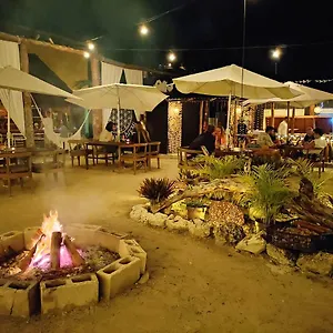 https://sunset-bungalows.quintano-roohotels.com