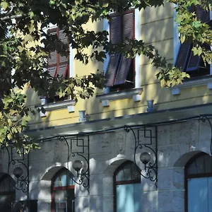 https://monarc.hotels-in-tirana.com